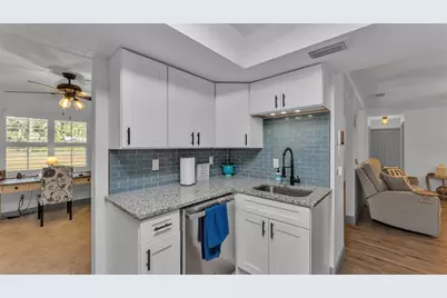 1005 Swilley Road, Plant City, FL 33567 - Photo 9