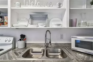 250 Rosery Rd NW, Largo, FL 33770 - Photo 17