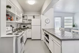 250 Rosery Rd NW, Largo, FL 33770 - Photo 15