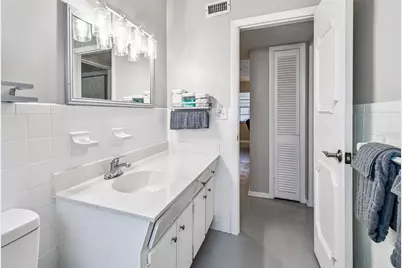 250 Rosery Road NW #300, Largo, FL 33770 - Photo 27