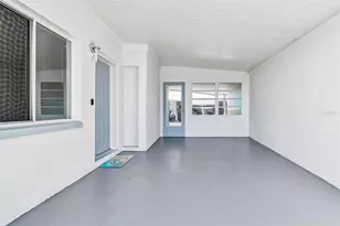 250 Rosery Rd NW, Largo, FL 33770 - Photo 35