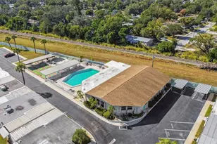 250 Rosery Rd NW, Largo, FL 33770 - Photo 37