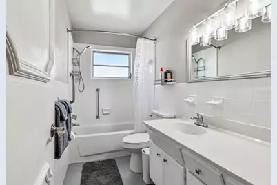 250 Rosery Road NW #300, Largo, FL 33770 - Photo 25