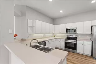 8623 Snowy Owl Way, Tampa, FL 33647 - Photo 11