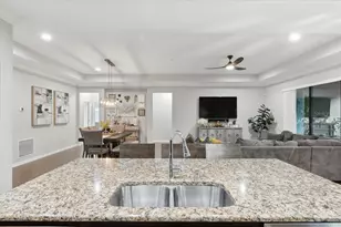 1740 Via Lago Dr, Lakeland, FL 33810 - Photo 15