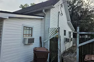 404 NW 7th St, Mulberry, FL 33860 - Photo 3