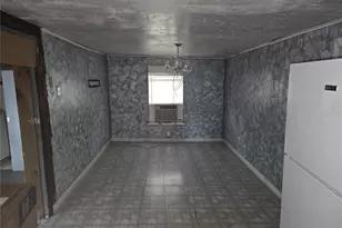 404 NW 7th St, Mulberry, FL 33860 - Photo 13