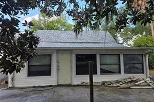 404 NW 7th St, Mulberry, FL 33860 - Photo 5