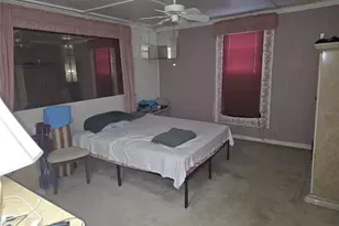 406 NW 7th St, Mulberry, FL 33860 - Photo 9