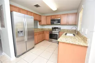 515 Sandstone St, Lakeland, FL 33809 - Photo 5