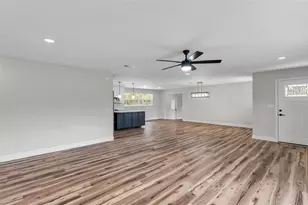 5322 Forestbrook Dr E, Lakeland, FL 33811 - Photo 7
