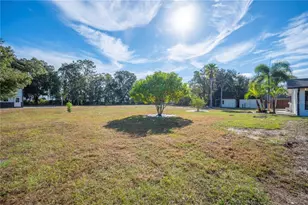 5614 Lazy Creek Dr, Lakeland, FL 33811 - Photo 45