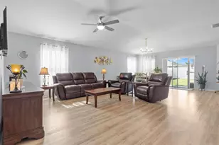 1591 Mattie Pointe Pl, Auburndale, FL 33823 - Photo 7