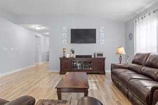 1591 Mattie Pointe Pl, Auburndale, FL 33823 - Photo 9