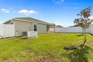 1591 Mattie Pointe Pl, Auburndale, FL 33823 - Photo 5