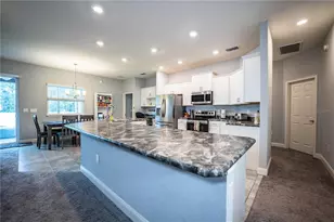 261 Walkers Point Dr, Auburndale, FL 33823 - Photo 5