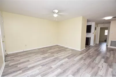 619 Robin Road #2, Lakeland, FL 33803 - Photo 7