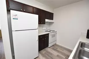 619 Robin Rd, Lakeland, FL 33803 - Photo 3