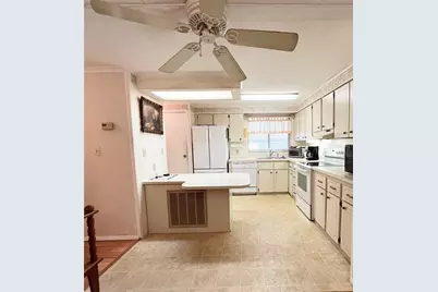 310 Martin Drive, Lakeland, FL 33809 - Photo 9