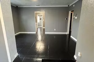 918 W 11th St, Lakeland, FL 33805 - Photo 5