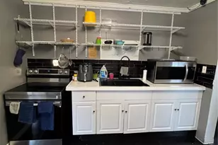 918 W 11th St, Lakeland, FL 33805 - Photo 9