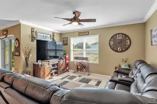 240 St Thomas Dr, Mulberry, FL 33860 - Photo 17