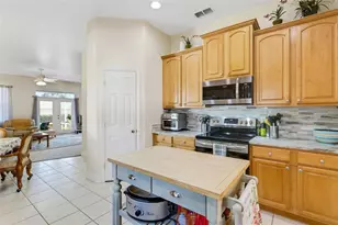 2617 Hickory View Loop, Lakeland, FL 33813 - Photo 15