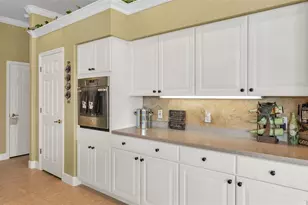 2767 Huntington Hills Dr, Lakeland, FL 33810 - Photo 17