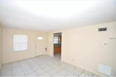 5940 Hilltop Lane E, Lakeland, FL 33809 - Photo 9