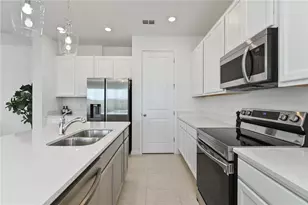 1754 Sanibel Dr, Davenport, FL 33896 - Photo 15