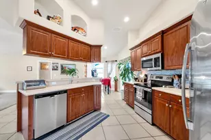 2663 Brookside Bluff Loop, Lakeland, FL 33813 - Photo 9