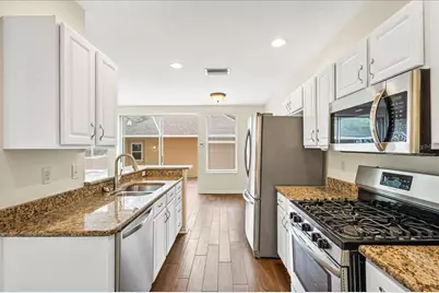 9526 W Park Village Drive, Tampa, FL 33626 - Photo 7