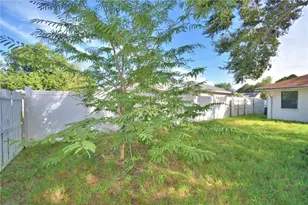 373 Lake Daisy Cir, Winter Haven, FL 33884 - Photo 35