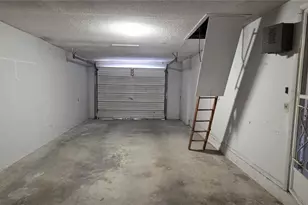 5624 McCoy Ct, Zephyrhills, FL 33542 - Photo 35