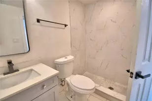 906 Lake Jessie Dr, Winter Haven, FL 33881 - Photo 21