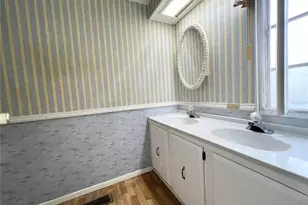 326 Martin Dr, Lakeland, FL 33809 - Photo 11