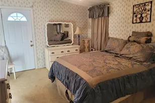 3027 Galaxy Ln, Lakeland, FL 33801 - Photo 13
