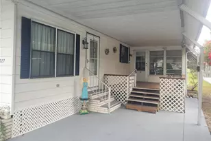 3027 Galaxy Ln, Lakeland, FL 33801 - Photo 7