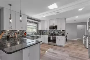 1927 Kimball Ct S, Lakeland, FL 33813 - Photo 11