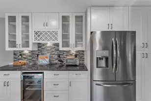 1927 Kimball Ct S, Lakeland, FL 33813 - Photo 9