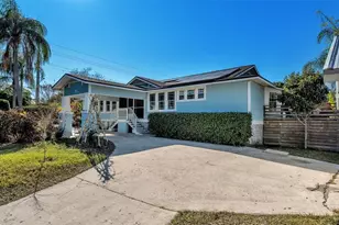 2022 Lake Miriam Dr, Lakeland, FL 33813 - Photo 1