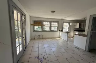 1201 Oakhill St, Lakeland, FL 33815 - Photo 5