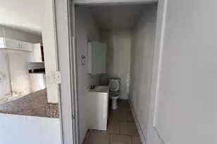 1201 Oakhill St, Lakeland, FL 33815 - Photo 7