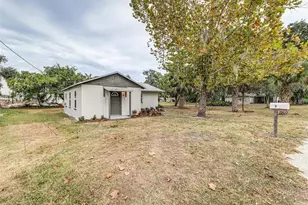 9 1st St SE, Fort Meade, FL 33841 - Photo 1