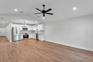 5429 Simmons Rd, Lakeland, FL 33811 - Photo 3