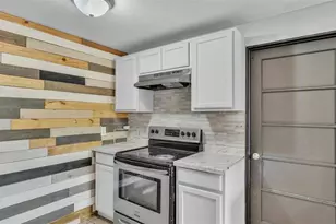 503 Marianna Rd, Auburndale, FL 33823 - Photo 9