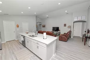 1119 Aruba Ave, Mulberry, FL 33860 - Photo 11