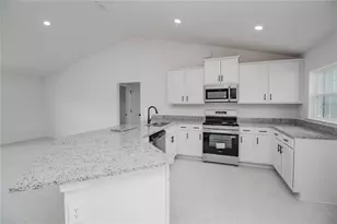 1218 Hickory Nut Dr, Lake Wales, FL 33898 - Photo 3