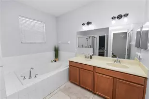 7226 Cedarcrest Blvd, Lakeland, FL 33810 - Photo 17