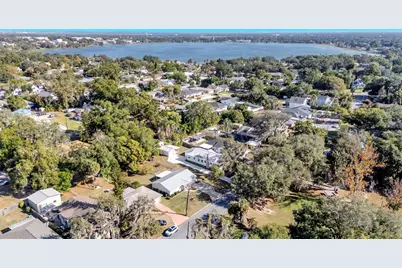 208 E Poinsettia Street, Lakeland, FL 33803 - Photo 29